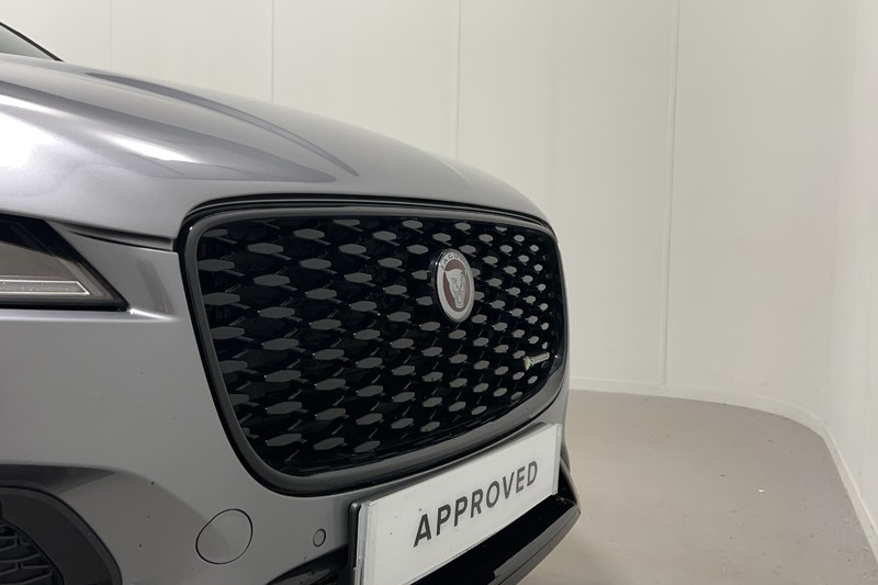 2022 (22) JAGUAR F-PACE 2.0 D200 R-Dynamic Black 5dr Auto AWD 5476011