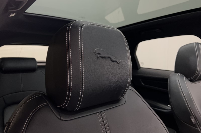 2022 (22) JAGUAR F-PACE 2.0 D200 R-Dynamic Black 5dr Auto AWD 5475978