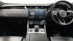 2022 (22) JAGUAR F-PACE 2.0 D200 R-Dynamic Black 5dr Auto AWD 5475968