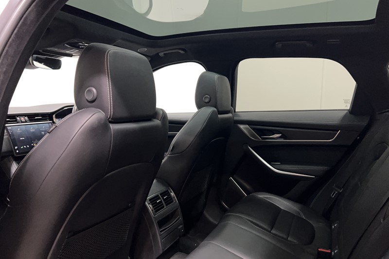 2022 (22) JAGUAR F-PACE 2.0 D200 R-Dynamic Black 5dr Auto AWD 5475995