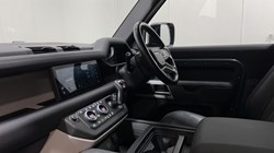 2022 (72) LAND ROVER DEFENDER 3.0 D250 X-Dynamic SE 90 3dr Auto 5477718