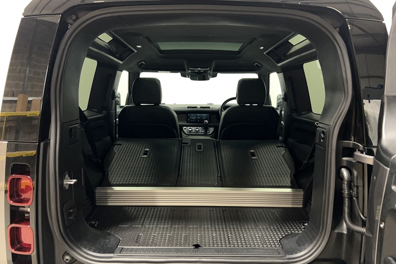 2022 (72) LAND ROVER DEFENDER 3.0 D250 X-Dynamic SE 90 3dr Auto 5477693