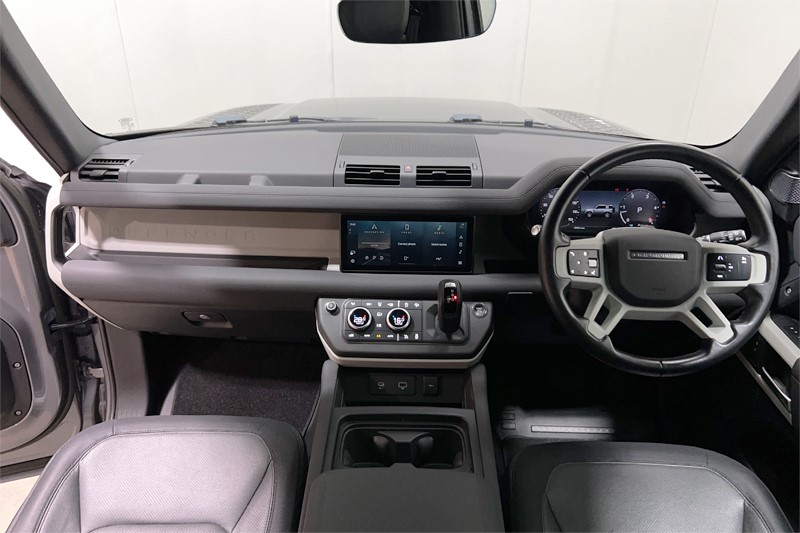 2022 (72) LAND ROVER DEFENDER 3.0 D250 X-Dynamic SE 90 3dr Auto 5477687