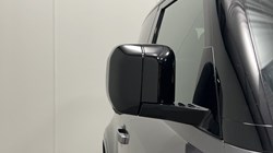 2022 (72) LAND ROVER DEFENDER 3.0 D250 X-Dynamic SE 90 3dr Auto 5477727