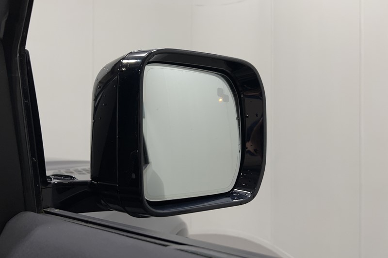 2022 (72) LAND ROVER DEFENDER 3.0 D250 X-Dynamic SE 90 3dr Auto 5477698