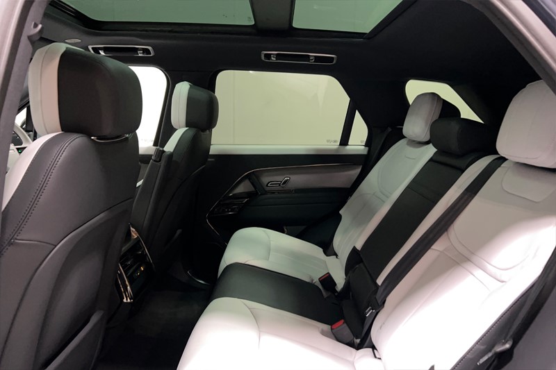 2025 (75) LAND ROVER RANGE ROVER SPORT 3.0 D300 Dynamic SE 5dr Auto 5486811