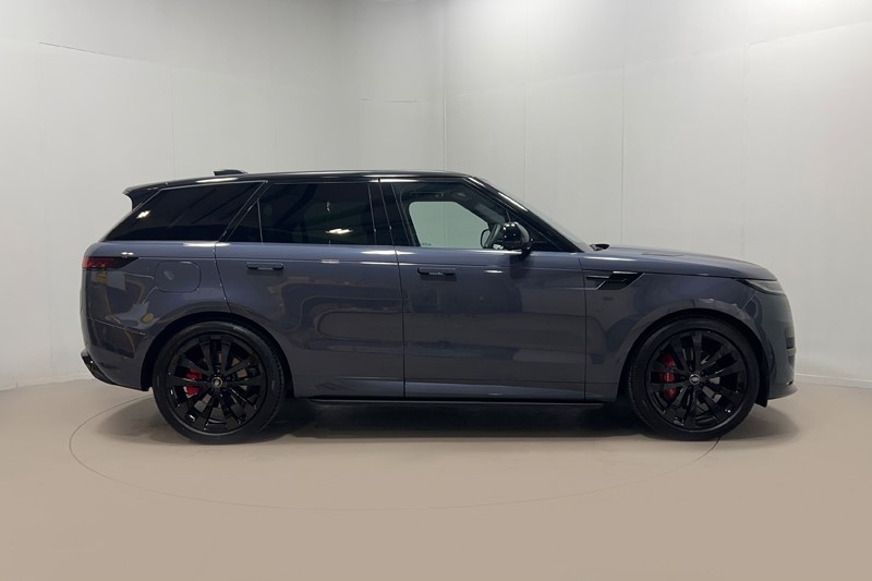 2025 (75) LAND ROVER RANGE ROVER SPORT 3.0 D300 Dynamic SE 5dr Auto 5486812