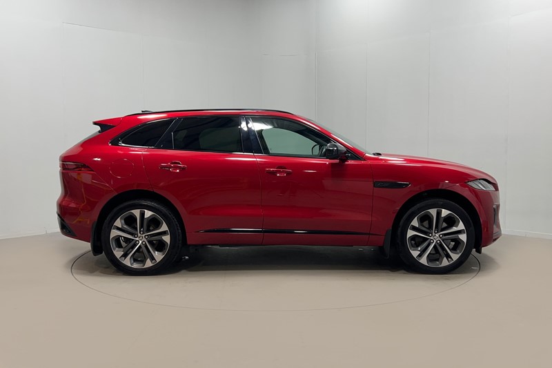 2024 (24) JAGUAR F-PACE 2.0 D200 R-Dynamic HSE Black 5dr Auto AWD 5475116