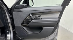 2025 (75) LAND ROVER RANGE ROVER SPORT 3.0 D300 Dynamic SE 5dr Auto 5470183