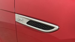 2022 (22) JAGUAR F-PACE 2.0 D200 R-Dynamic S 5dr Auto AWD 5486999