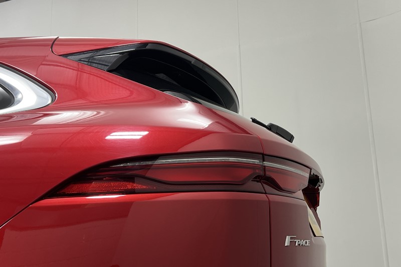 2022 (22) JAGUAR F-PACE 2.0 D200 R-Dynamic S 5dr Auto AWD 5486995