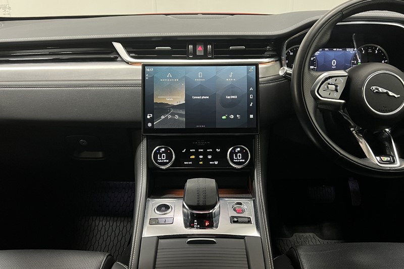 2022 (22) JAGUAR F-PACE 2.0 D200 R-Dynamic S 5dr Auto AWD 5486969