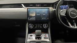 2022 (22) JAGUAR F-PACE 2.0 D200 R-Dynamic S 5dr Auto AWD 5486969