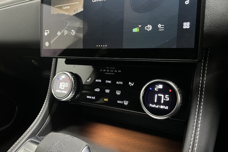 2022 (22) JAGUAR F-PACE 2.0 D200 R-Dynamic S 5dr Auto AWD 5486981