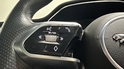 2023 (72) JAGUAR F-PACE 2.0 D200 R-Dynamic Black 5dr Auto AWD 5498035
