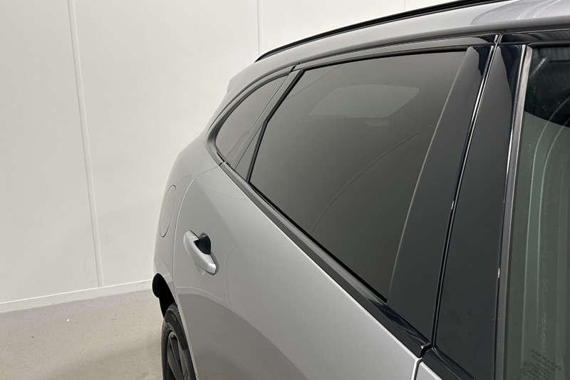 2023 (72) JAGUAR F-PACE 2.0 D200 R-Dynamic Black 5dr Auto AWD 5498060