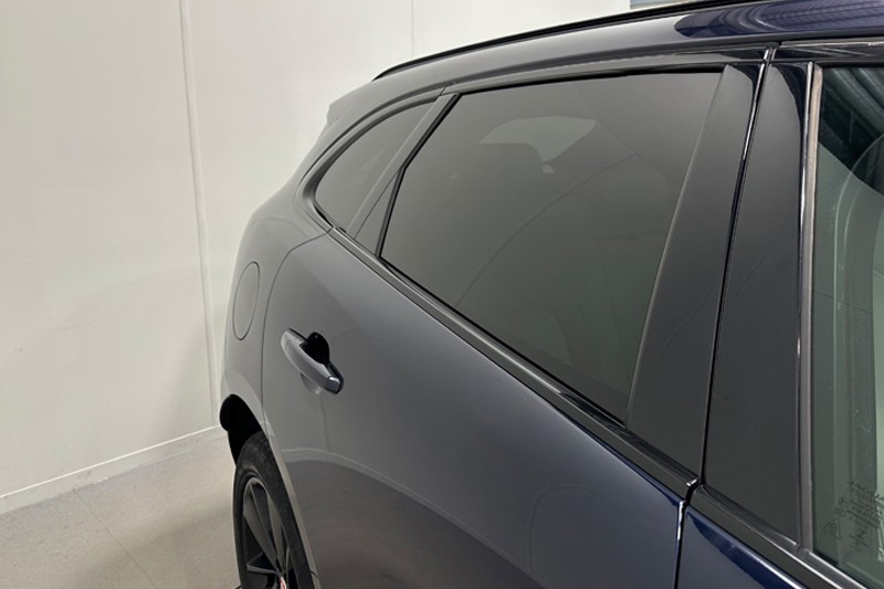 2022 (72) JAGUAR F-PACE 2.0 D200 R-Dynamic Black 5dr Auto AWD 5497917