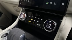 2022 (72) JAGUAR F-PACE 2.0 D200 R-Dynamic Black 5dr Auto AWD 5497896