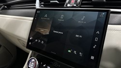 2022 (72) JAGUAR F-PACE 2.0 D200 R-Dynamic Black 5dr Auto AWD 5497897