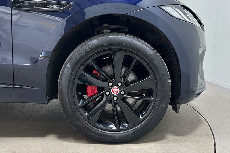 2022 (72) JAGUAR F-PACE 2.0 D200 R-Dynamic Black 5dr Auto AWD 5497878