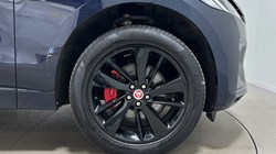 2022 (72) JAGUAR F-PACE 2.0 D200 R-Dynamic Black 5dr Auto AWD 5497878