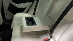 2023 (72) JAGUAR F-PACE 2.0 D200 R-Dynamic Black 5dr Auto AWD 5495300