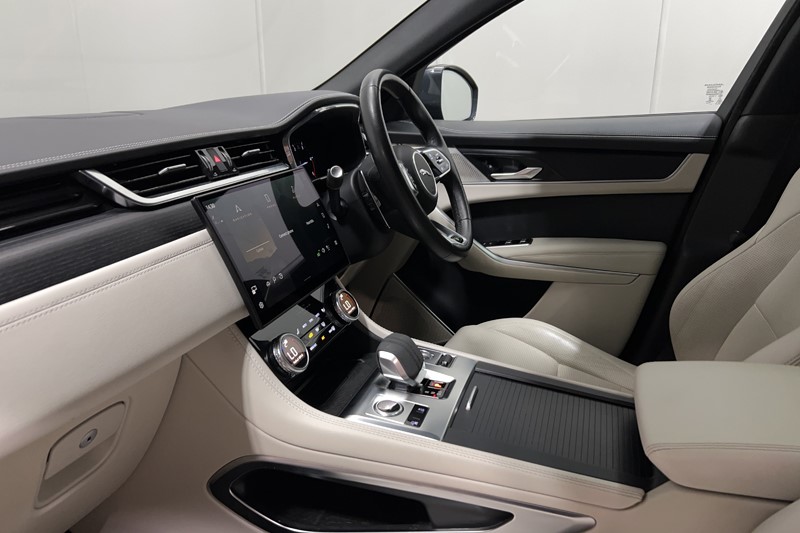 2023 (72) JAGUAR F-PACE 2.0 D200 R-Dynamic Black 5dr Auto AWD 5495295