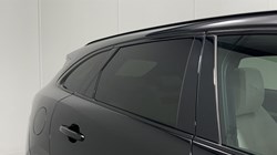 2023 (72) JAGUAR F-PACE 2.0 D200 R-Dynamic Black 5dr Auto AWD 5495309