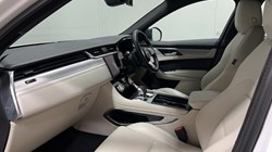 2023 (23) JAGUAR F-PACE 2.0 P400e R-Dynamic SE 5dr Auto AWD 5516220