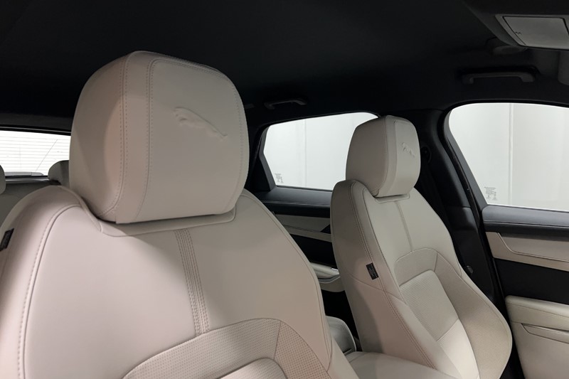 2023 (23) JAGUAR F-PACE 2.0 P400e R-Dynamic SE 5dr Auto AWD 5516203
