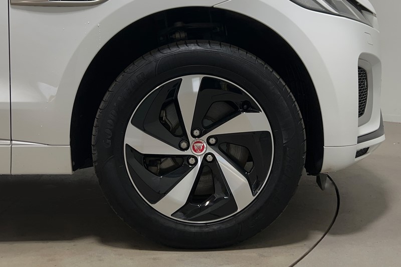 2023 (23) JAGUAR F-PACE 2.0 P400e R-Dynamic SE 5dr Auto AWD 5516192