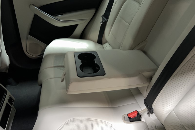 2023 (23) JAGUAR F-PACE 2.0 P400e R-Dynamic SE 5dr Auto AWD 5516226