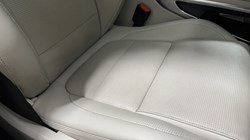 2023 (23) JAGUAR F-PACE 2.0 P400e R-Dynamic SE 5dr Auto AWD 5516202
