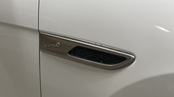 2023 (23) JAGUAR F-PACE 2.0 P400e R-Dynamic SE 5dr Auto AWD 5516238