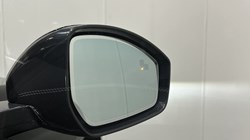 2023 (23) JAGUAR F-PACE 2.0 D200 R-Dynamic SE Black 5dr Auto AWD 5509268