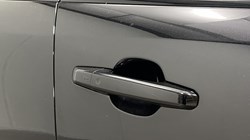 2023 (23) JAGUAR F-PACE 2.0 D200 R-Dynamic SE Black 5dr Auto AWD 5509297