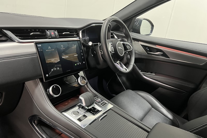 2023 (23) JAGUAR F-PACE 2.0 D200 R-Dynamic SE Black 5dr Auto AWD 5509288