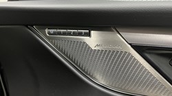 2023 (23) JAGUAR F-PACE 2.0 D200 R-Dynamic SE Black 5dr Auto AWD 5509267
