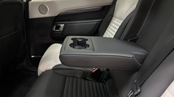 2025 (74) LAND ROVER DISCOVERY 3.0 D350 Metropolitan Edition 5dr Auto 5520784