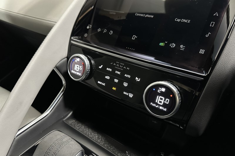 2023 (23) JAGUAR E-PACE 2.0 D200 R-Dynamic S 5dr Auto 5501885