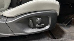 2023 (23) JAGUAR E-PACE 2.0 D200 R-Dynamic S 5dr Auto 5501877