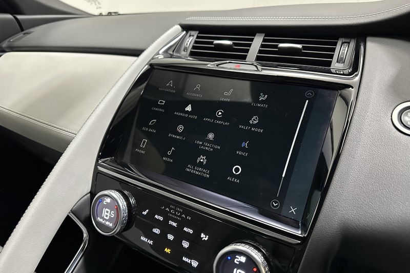 2023 (23) JAGUAR E-PACE 2.0 D200 R-Dynamic S 5dr Auto 5501890