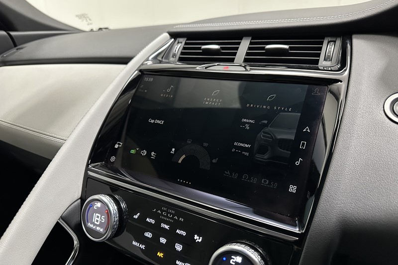 2023 (23) JAGUAR E-PACE 2.0 D200 R-Dynamic S 5dr Auto 5501889