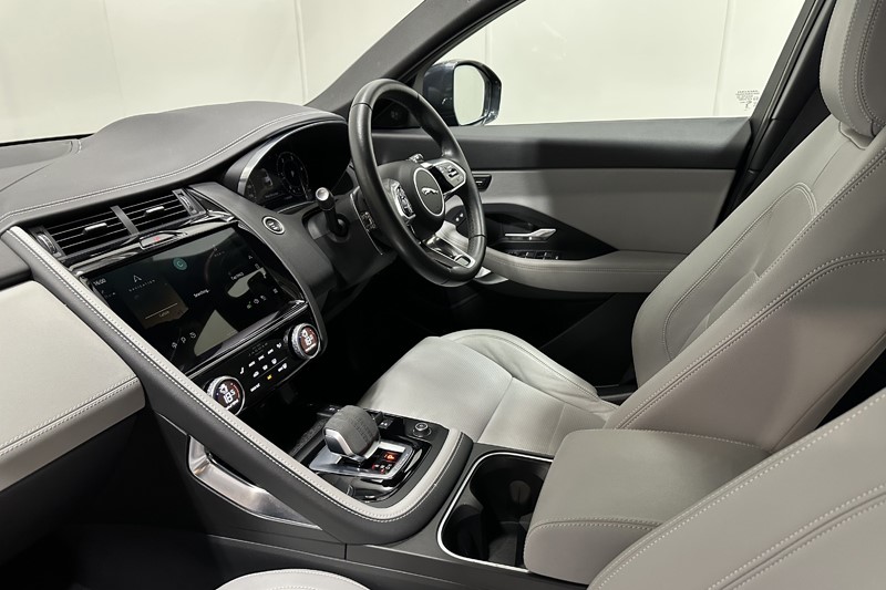 2023 (23) JAGUAR E-PACE 2.0 D200 R-Dynamic S 5dr Auto 5501894