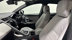 2023 (23) JAGUAR E-PACE 2.0 D200 R-Dynamic S 5dr Auto 5501864