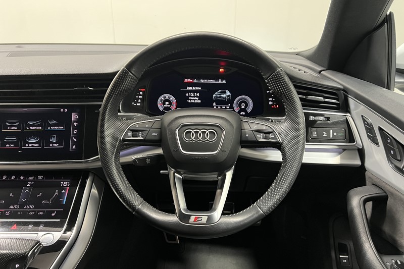 2019 (19) AUDI Q8 50 TDI Quattro S Line 5dr Tiptronic 5928712