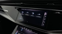 2019 (19) AUDI Q8 50 TDI Quattro S Line 5dr Tiptronic 5526831