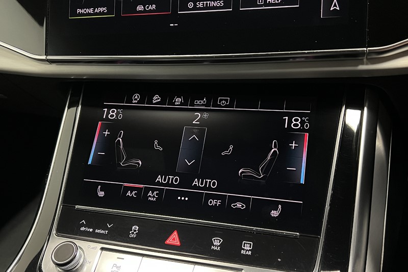 2019 (19) AUDI Q8 50 TDI Quattro S Line 5dr Tiptronic 5928692