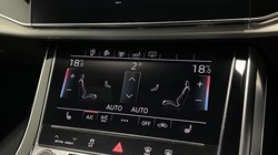 2019 (19) AUDI Q8 50 TDI Quattro S Line 5dr Tiptronic 5928692