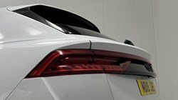 2019 (19) AUDI Q8 50 TDI Quattro S Line 5dr Tiptronic 5928714